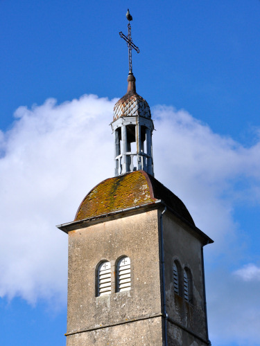 Clocher de Dompierre-sur-Mont (39) photo M. Morlin